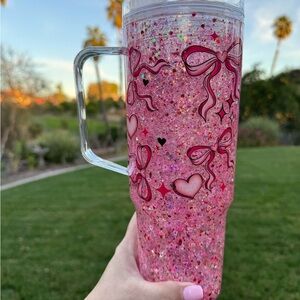 Bows and hearts 40oz snow globe tumbler